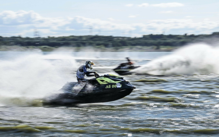 Tizenegy magyar induló a győri jet-ski Eb-n és junior vb-n