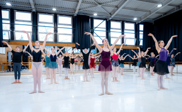 A Győri Balett művészeitől tanulhattak a Széchenyi István Egyetem táncművészeti iskolájának növendékei