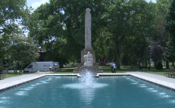 Méltóképpen emlékeznek meg a hősökről Győrben