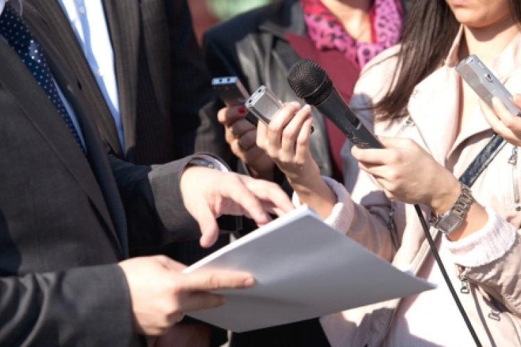 Érdekel az újságírás? Szívesen kipróbálnád magad a média világában? Jelentkezz újságíró gyakornoknak hozzánk!