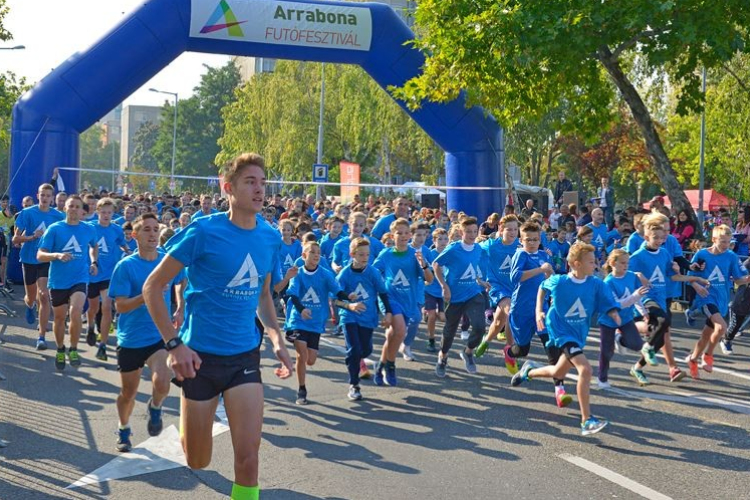 Arrabona futófesztivál hétvégén- Elterelik a buszokat