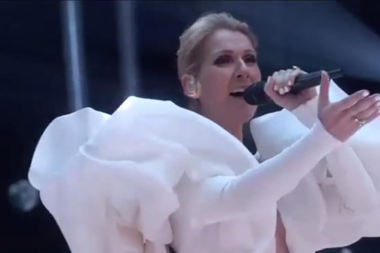 Celine Dion produkciója nem lehetett volna ennél tökéletesebb