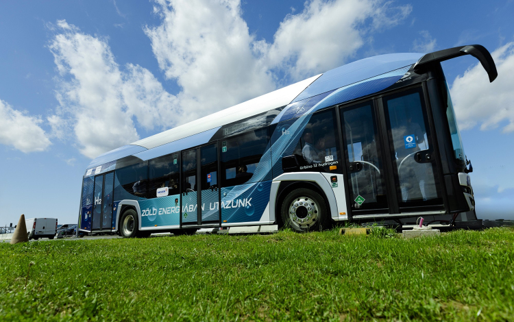 Visszatér a Volánbusz győri vonalaira a hidrogén-üzemanyagcellás tesztautóbusz