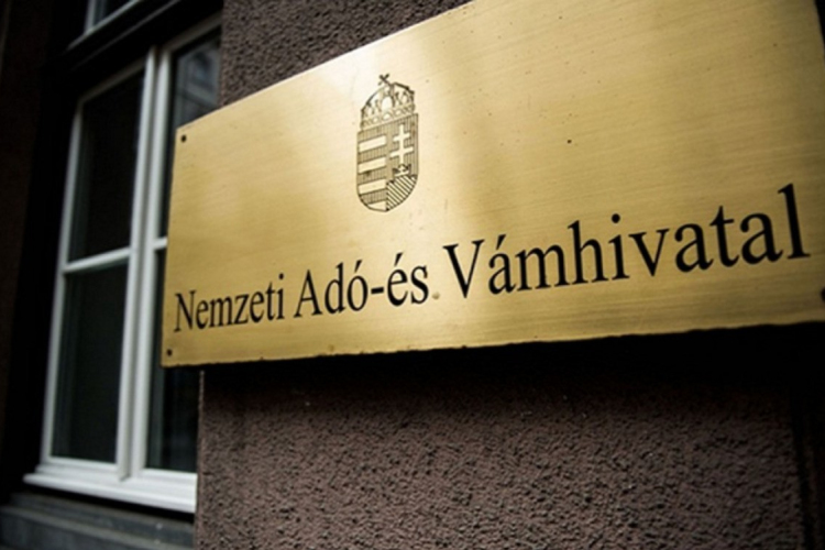 Rendkívüli nyitvatartassál várja az ügyfeleket a NAV