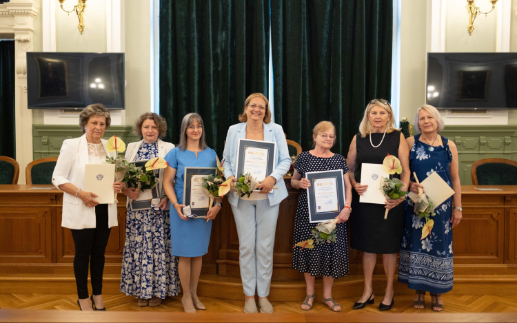 Semmelweis-nap: ők a győri díjazottak