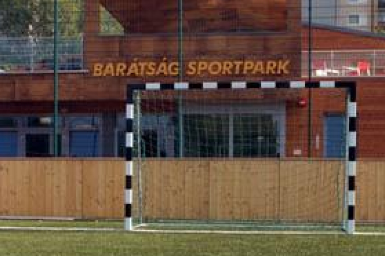 Bővítik a Barátság parkot