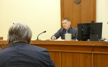 Dézsi Csaba Andrást tanúként hallgatták ki a GYHG-perben