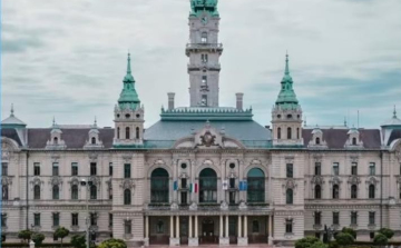 Ők idén a díszpolgárok és Pro Urbe díjasok Győrben