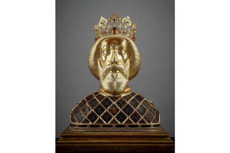 Újra régi helyén a Szent László – herma