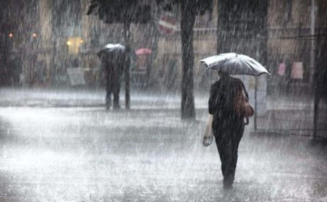 Hétvégén jön az eső