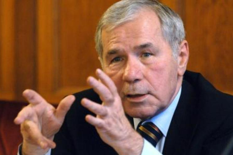 Életrajzi könyv jelent meg Horn Gyuláról