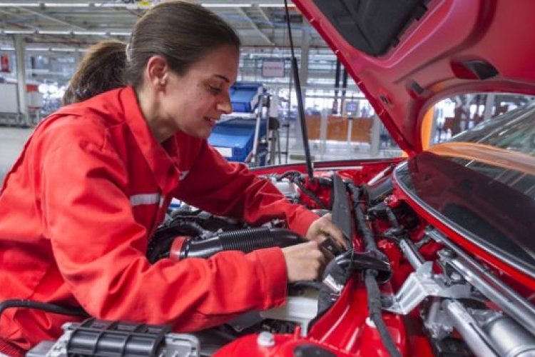 Megállapodás az Audi Hungariánál a bérekről