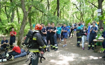  Győri tűzoltók is indultak a Turul lépcsőfutó bajnokságon
