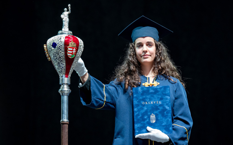 Diplomaátadó: jövőt építenek a Széchenyi István Egyetemen