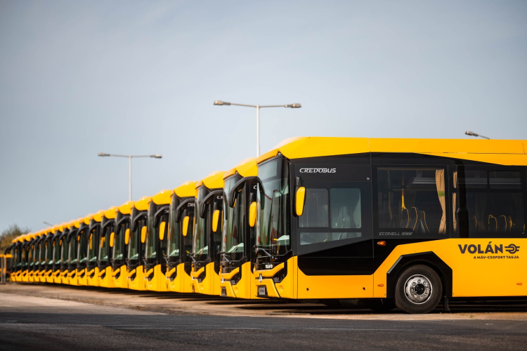 869 darab új autóbuszt szállíthat a Kravtex-Kühne csoport a Volán-flottába