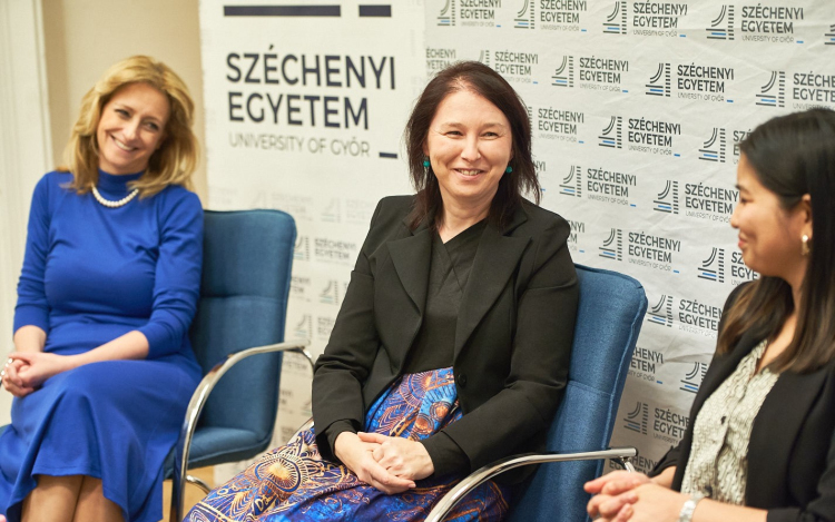 Nők a tudományos pályán címmel minikonferenciát rendezett a Széchenyi István Egyetem