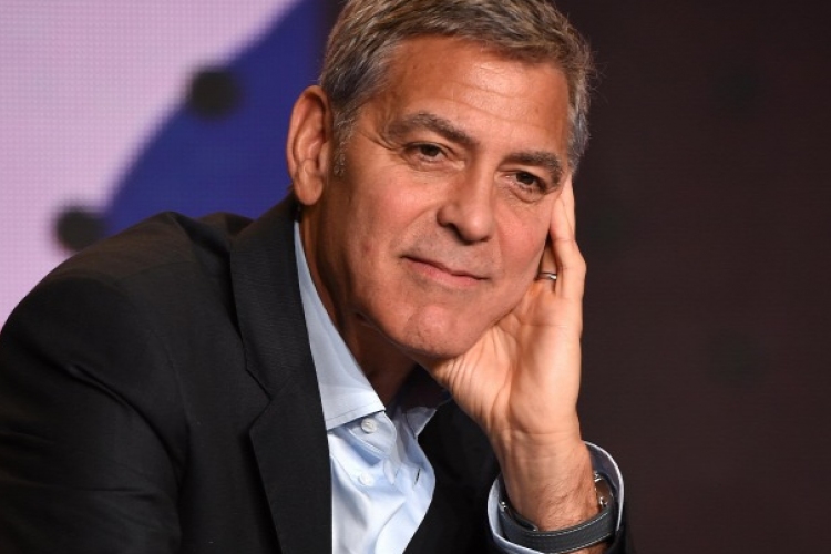 Elgázolták George Clooney-t