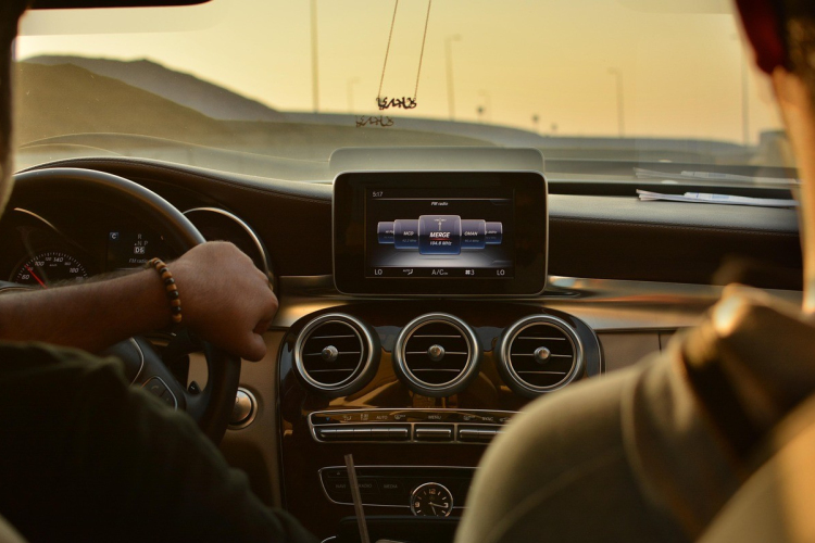 Jön a digitális jogsi és a szigorúbb próbaidő az Európai Unióban