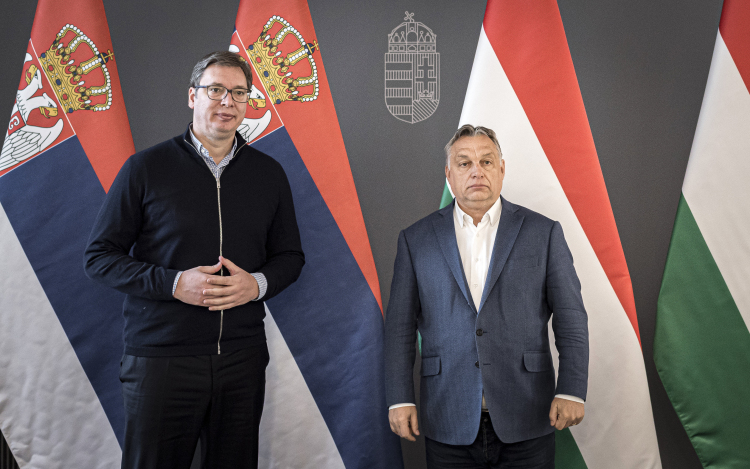 Orbán Viktor Szerbiába utazik