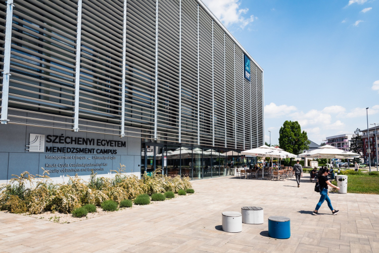 A Széchenyi István Egyetemért Alapítvány közleményben reagált a sajtóhírekre