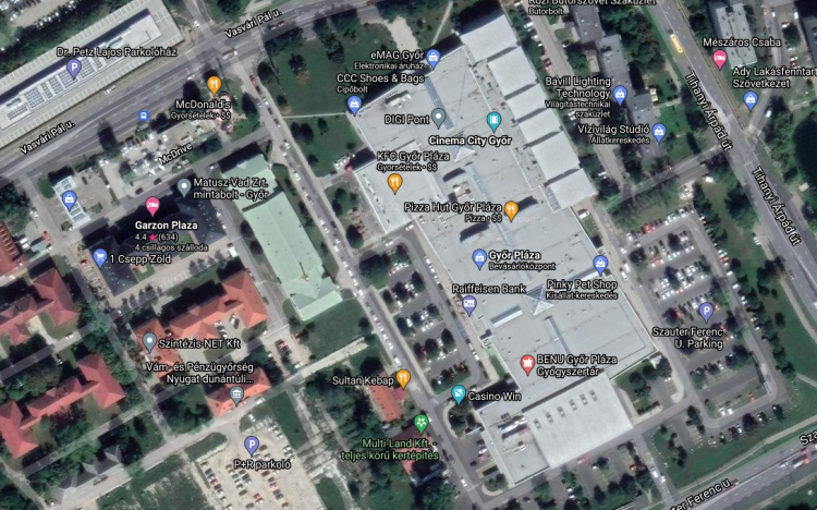 Hoppá! Hétfőtől megszűnik az ingyenes parkolás a Győr Plazában!