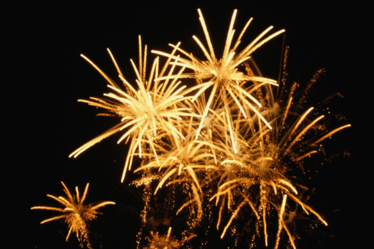Ha tűzijátékozik szilveszterkor, így tegye!