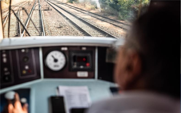 MÁV: április 7-étől jelentős változások a győri fővonalon!