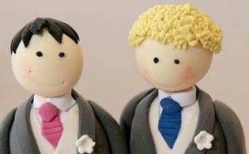 Elkészült az azonos neműek házasságának engedélyezéséről szóló brit törvényjavaslat