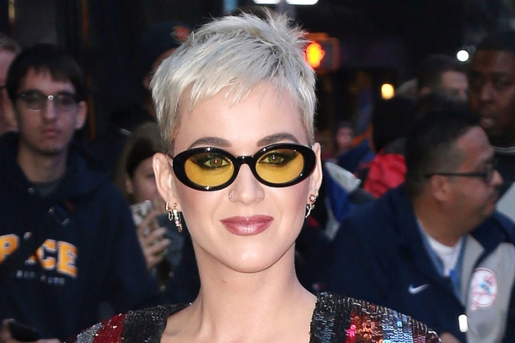 821 millió forintnyi dollárba kerül Katy Perrynek lekoppintott dala