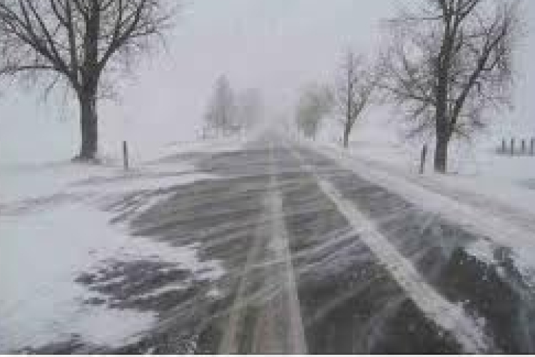 Hóátfúvások nehezítik a közlekedést Győr megyében