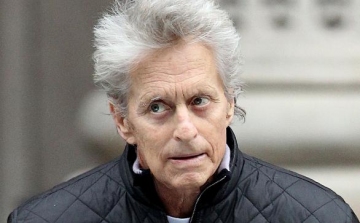 Michael Douglas torokrákját orális szex okozta