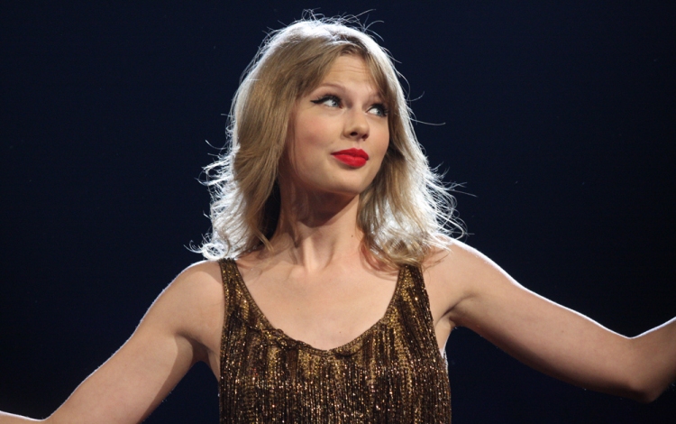 Taylor Swift felszívta magát és beszólt mindenkinek, aki bántotta