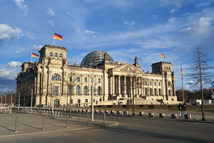 Törvényt hozott a német parlament a klímavédelemről 