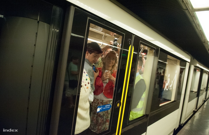 Éjszaka is metrózhatunk Budapesten