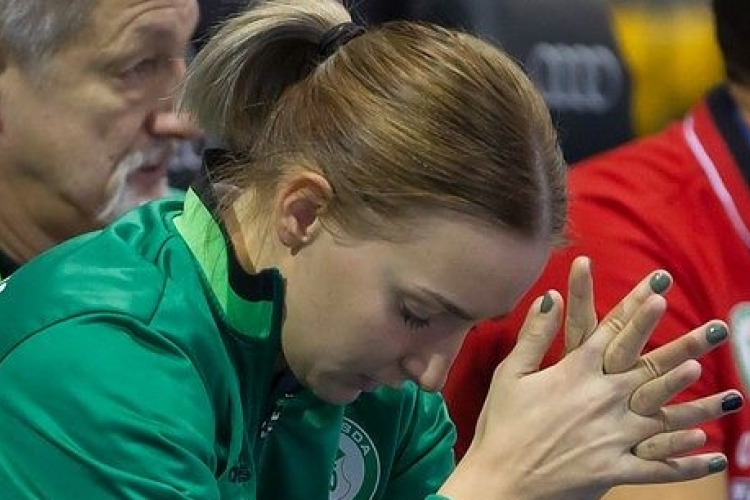 Korsós Dorina sérülése miatt Kelemen Éva a keretben