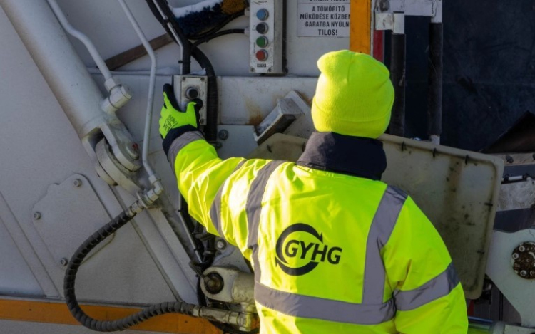 Mi lesz a hulladékkal május 1-jén, pénteken?