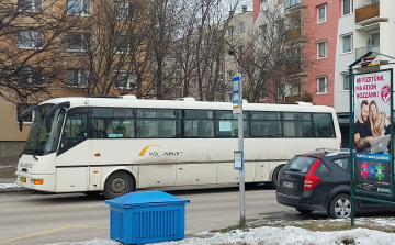 Száz és kétszáz forintos buszbérletek Mosonmagyaróváron