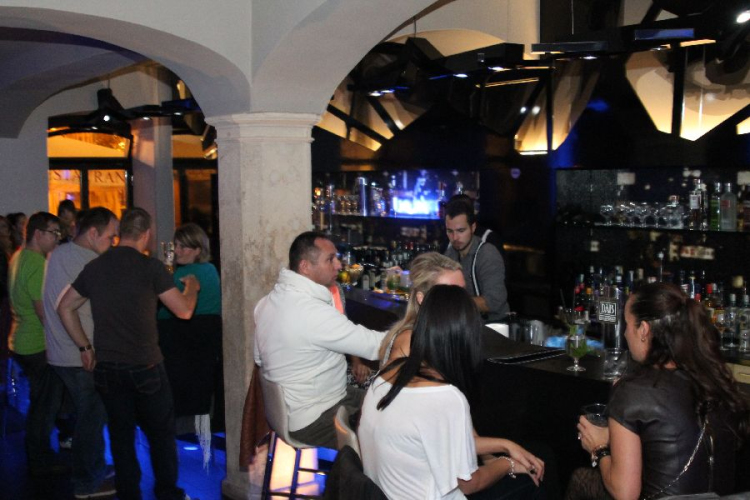 2013.10.26 Szombat Aftersix Cocktail Bar and Café fotók:árpika