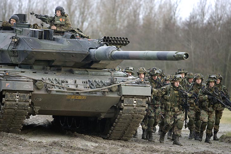 Holland haderő érkezik a Bakonyba 