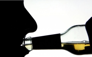 Spanyol kutatók: a volt alkoholista sokáig nem teljesít megfelelően az ágyban