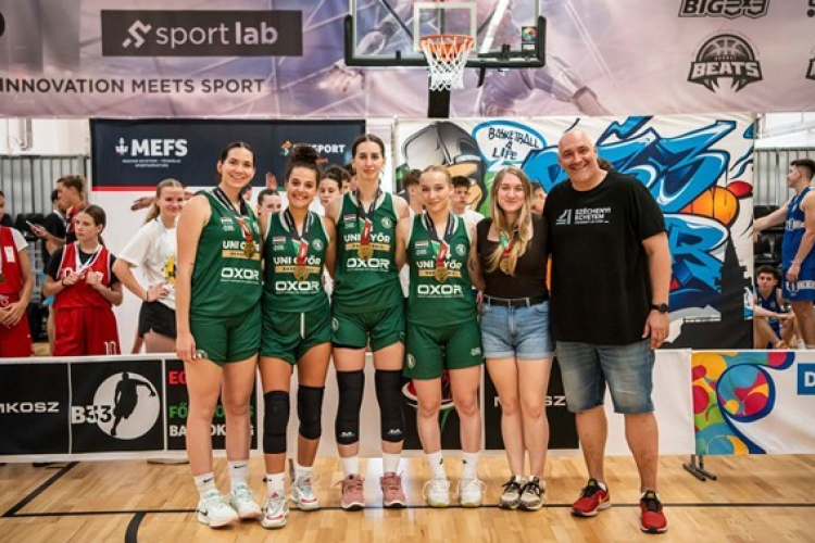 Három aranyat zsebeltek be a győri egyetemisták