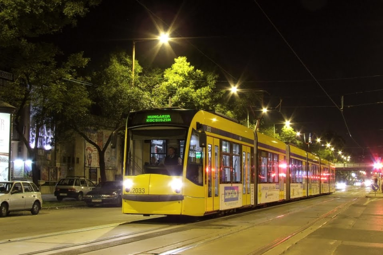 Terhes nőt ütött meg a 4-es villamos vezetője