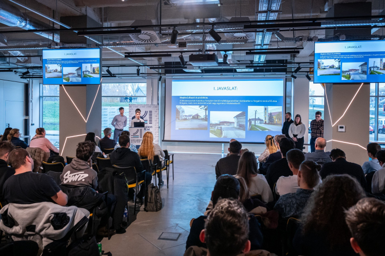 Vámosszabadi kérdéseire adtak megoldási javaslatokat a győri hallgatók