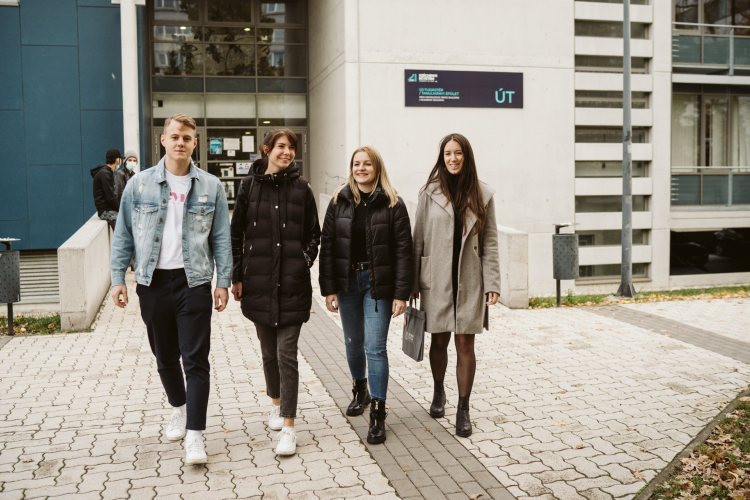 Keresztféléves felvételi: 262 hallgató kezdi meg tanulmányait a Széchenyi István Egyetemen