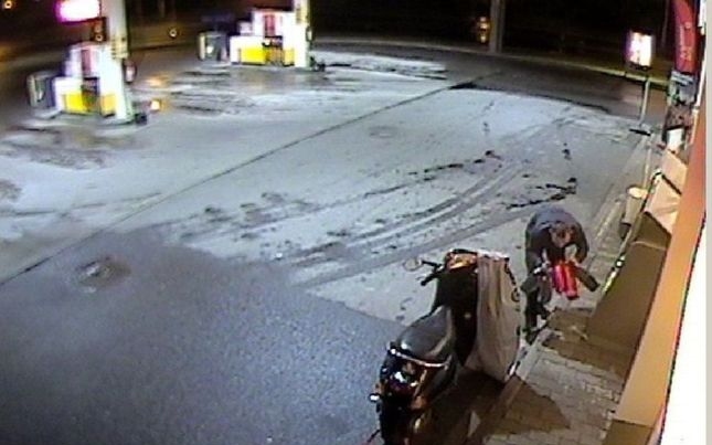 Benzinkútról lopott - Keresi a rendőrség