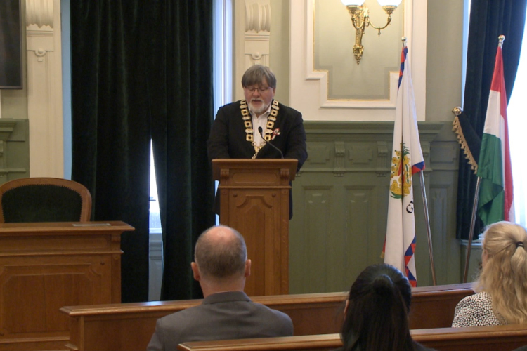 Ünnepi díszközgyűlésen adták át a város díjait