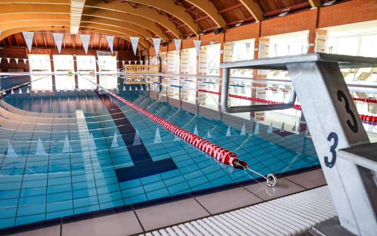 Ingyenes úszás a Magyar Vilmos Uszodában