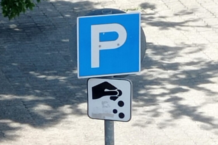 Ünnepi parkolási információk