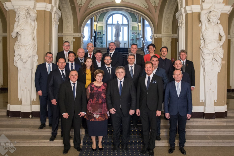 Polgármesteri esküt tett dr. Dézsi Csaba András