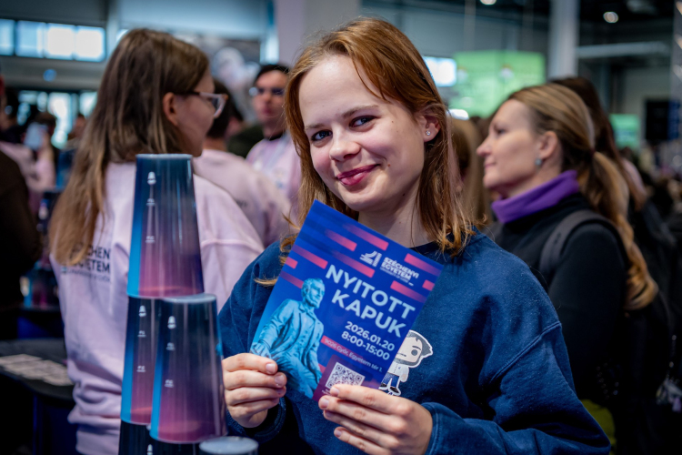 Nyitott kapukkal várják a továbbtanulás előtt álló fiatalokat a Széchenyi István Egyetemen